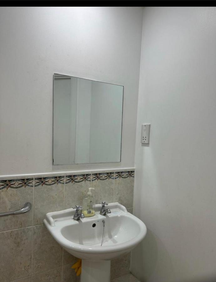 Cosy Nest In London * Hendon
