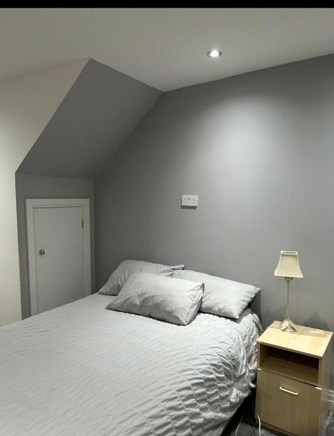 Apartment Cosy Nest In London *